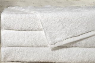 Dibella Shower towel
