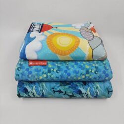 Hazeltjes Teeming Ocean Dolphines, organic jersey - Image 8