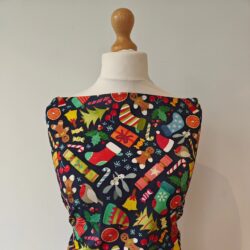 Hazeltjes Everything Christmas ditsy toss organic jersey - Image 3
